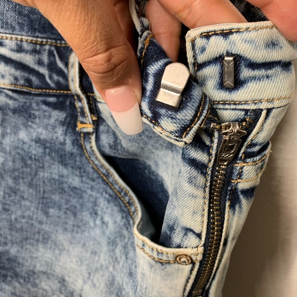 Zara Overall shorts acid wash EUC Medium - Picture 7 of 8